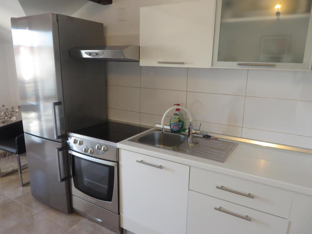Apartments Tonka Pakoštane Εξωτερικό φωτογραφία