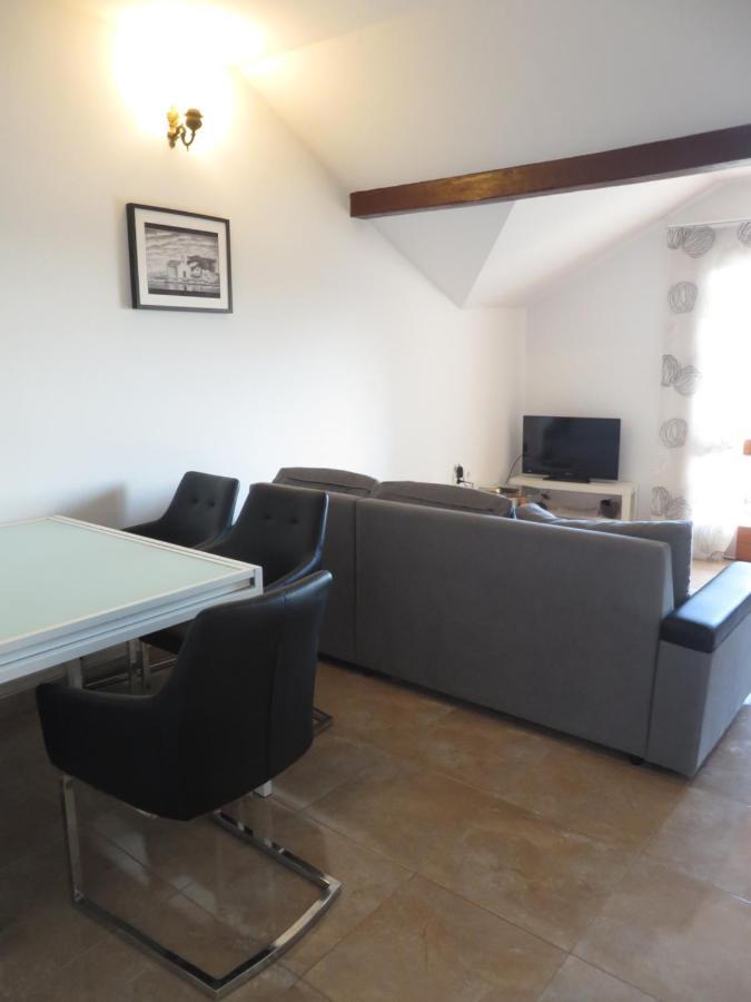 Apartments Tonka Pakoštane Εξωτερικό φωτογραφία