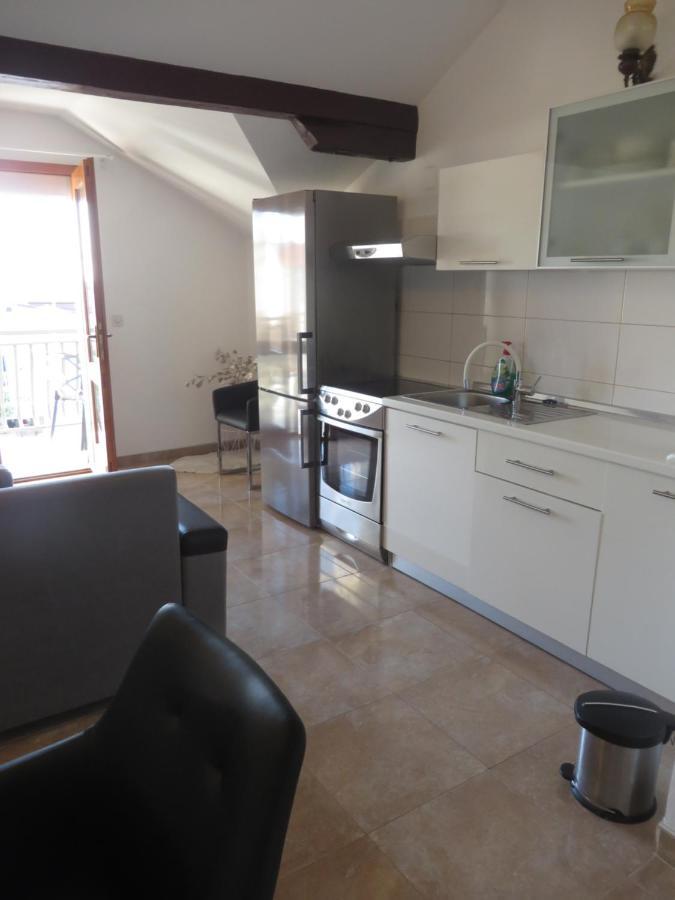Apartments Tonka Pakoštane Εξωτερικό φωτογραφία